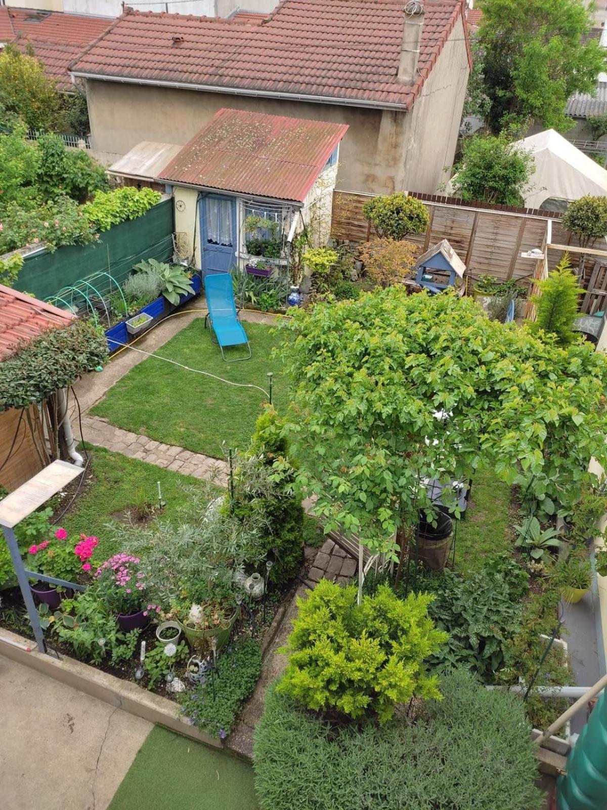 Un Deux Pieces Et Un Jardin A Villejuif Extérieur photo